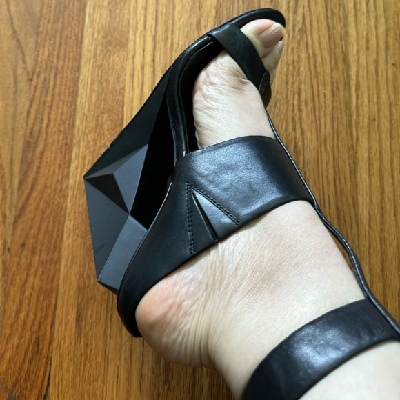 BCBGMaxAzria Black Vachetta Wedge heel - Picture 6 of 6